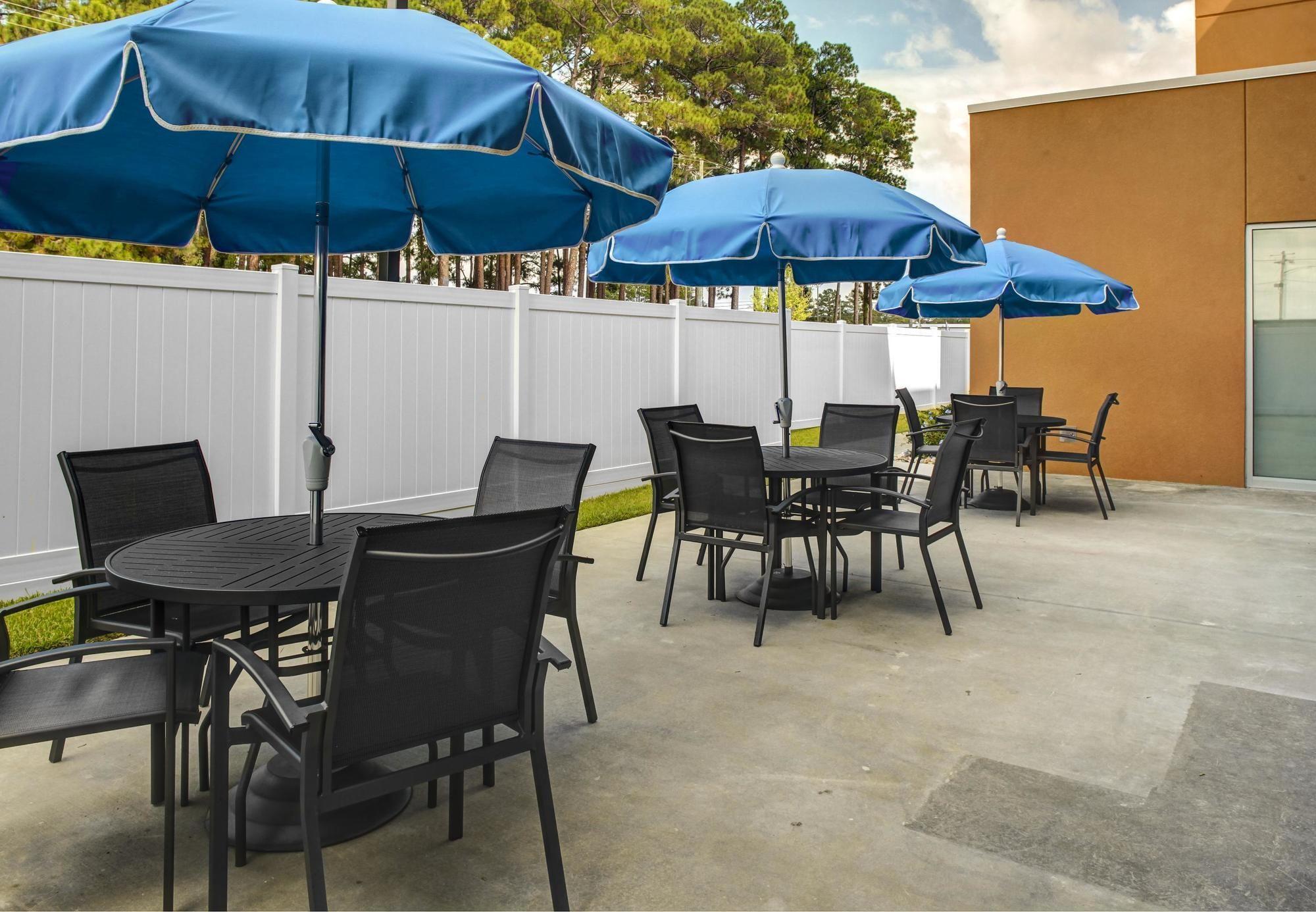Fairfield Inn & Suites By Marriott Douglas Bagian luar foto