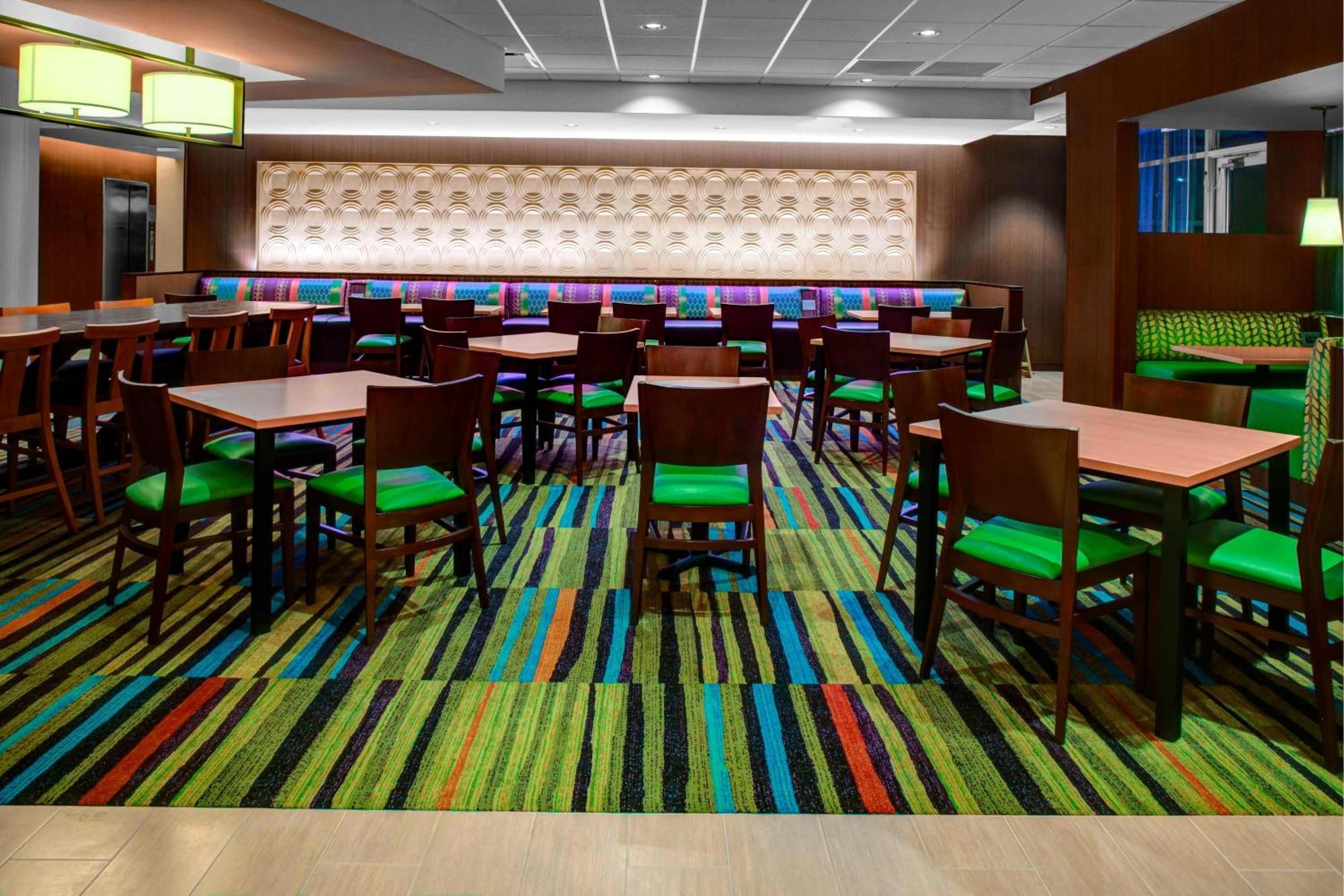 Fairfield Inn & Suites By Marriott Douglas Bagian luar foto