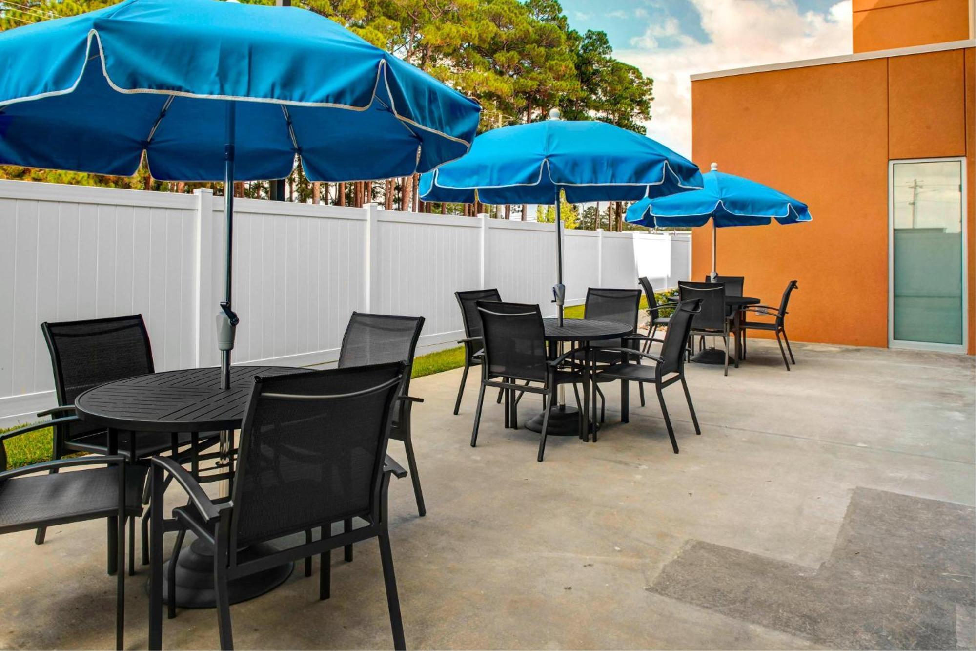 Fairfield Inn & Suites By Marriott Douglas Bagian luar foto