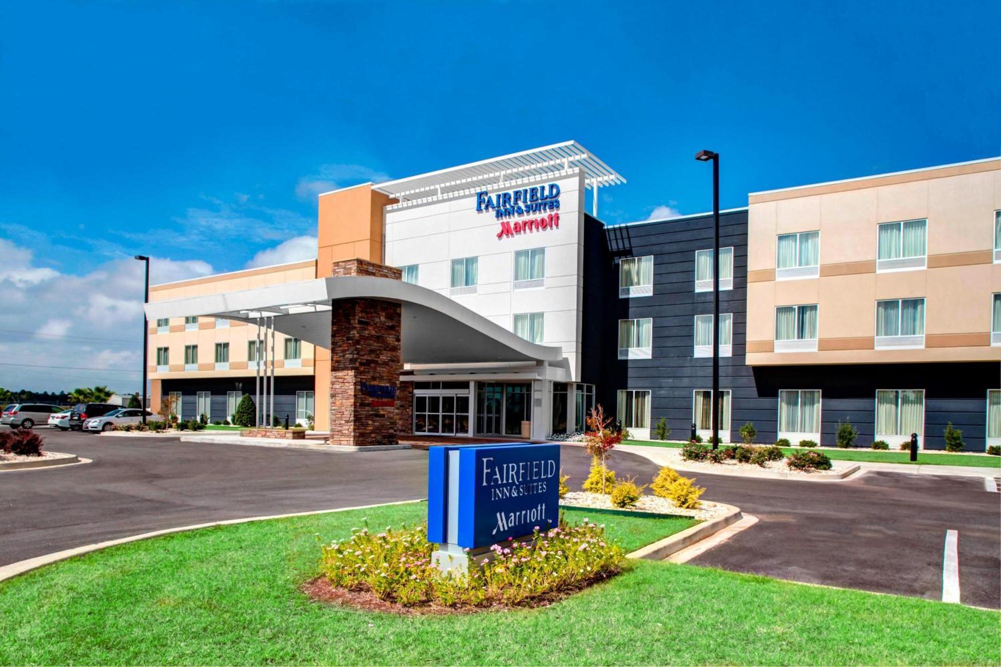 Fairfield Inn & Suites By Marriott Douglas Bagian luar foto
